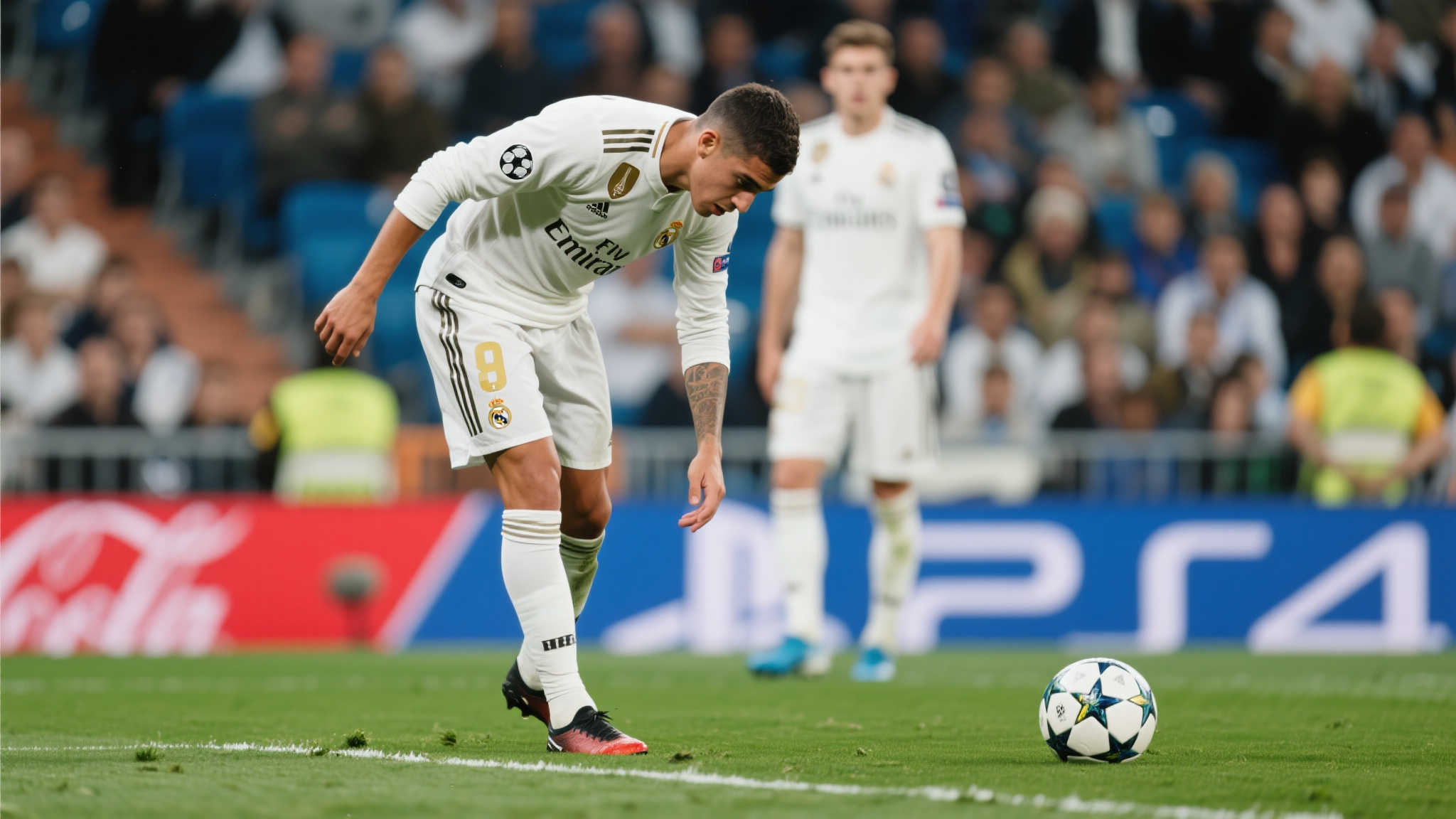 库尔图瓦谈阿森西奥:犯错在所难免,我们会为队友而战 在高水平竞技中,每一个小失误都可能改变比赛结果。因